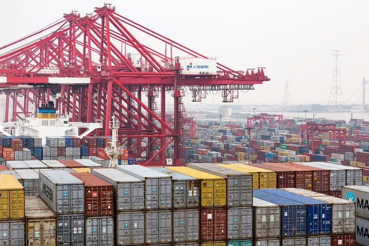 海运价钱再次下滑，，，，，，旺季远景逐渐消逝